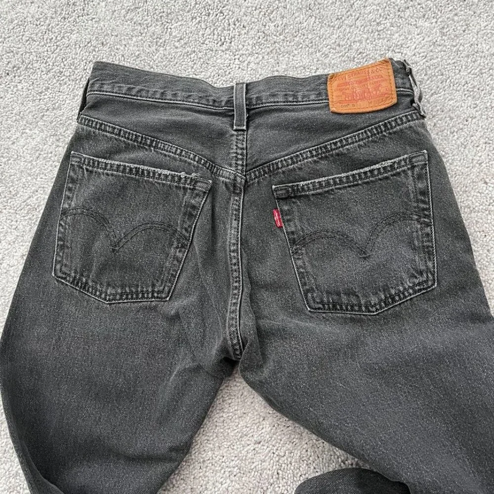 Levi's 501 Button Fly High Rise - Picture 4 of 6